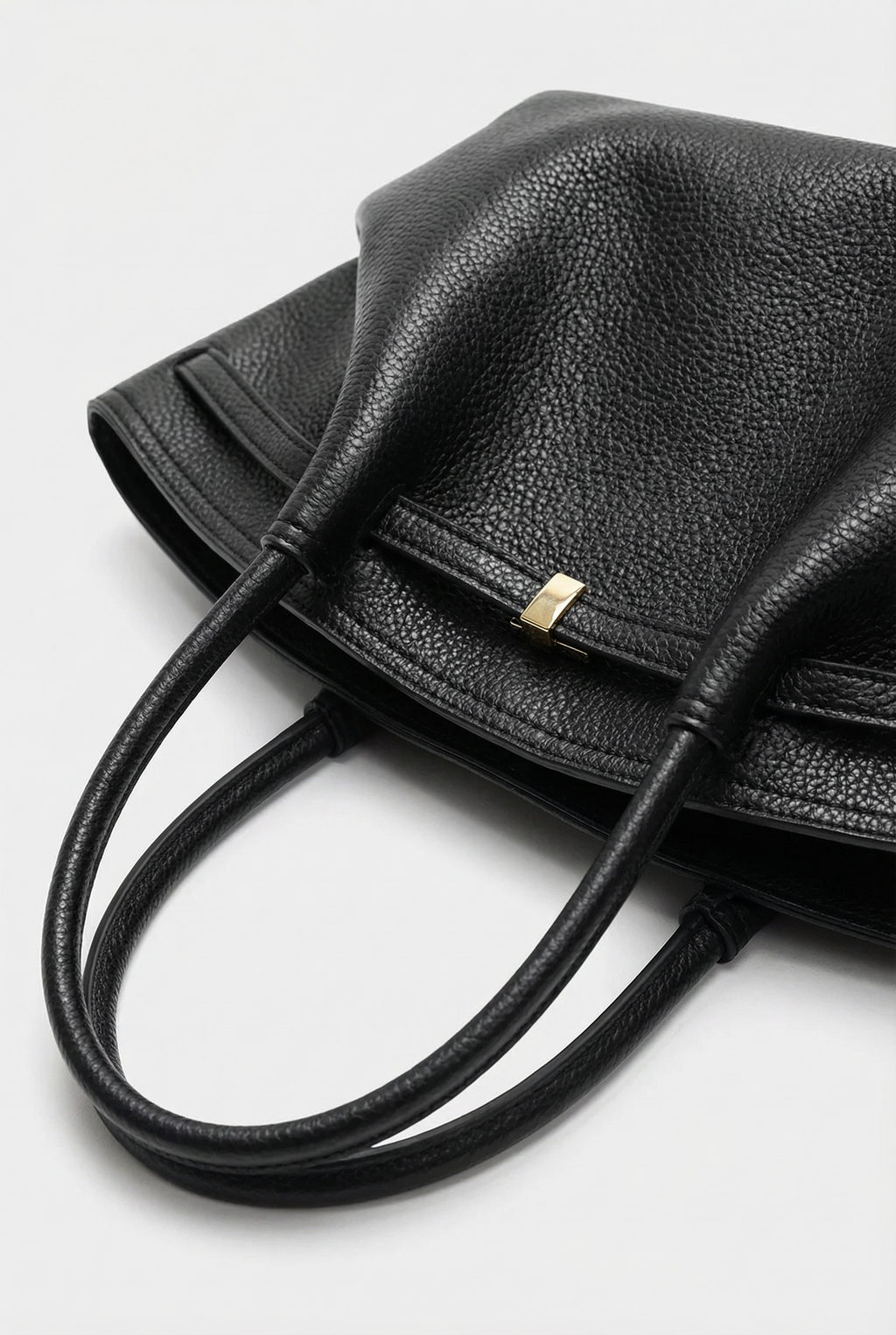 Victoria Vertical Commuter Bag - Black