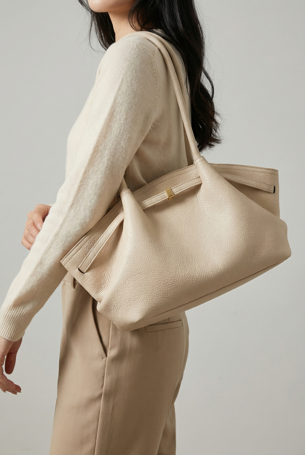 Victoria Vertical Commuter Bag - White